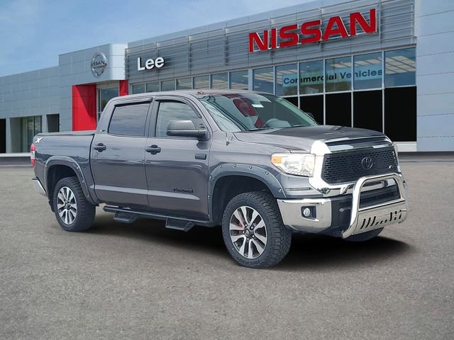 Used 2017 Toyota Tundra SR5 w/ SR5 Upgrade Package AWD/4WD image 1
