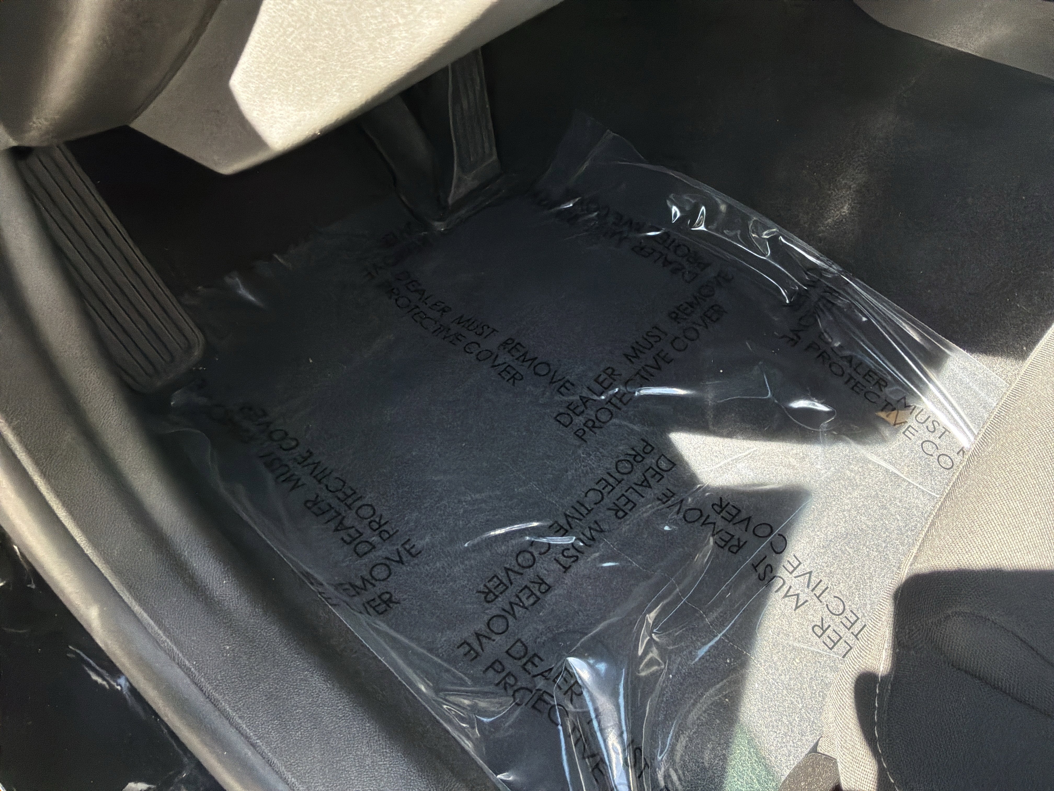 Used 2019 Chevrolet Camaro LT RWD image 17