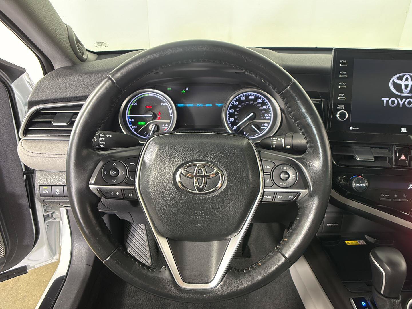 Used 2022 Toyota Camry XLE w/ Navigation Upgrade Package FWD image 25