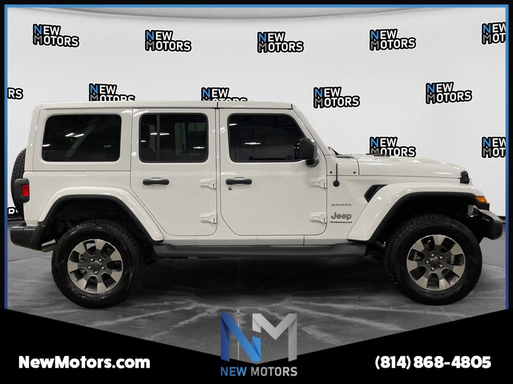 Used 2023 Jeep Wrangler Unlimited Sahara w/ Cold Weather Group AWD/4WD image 6