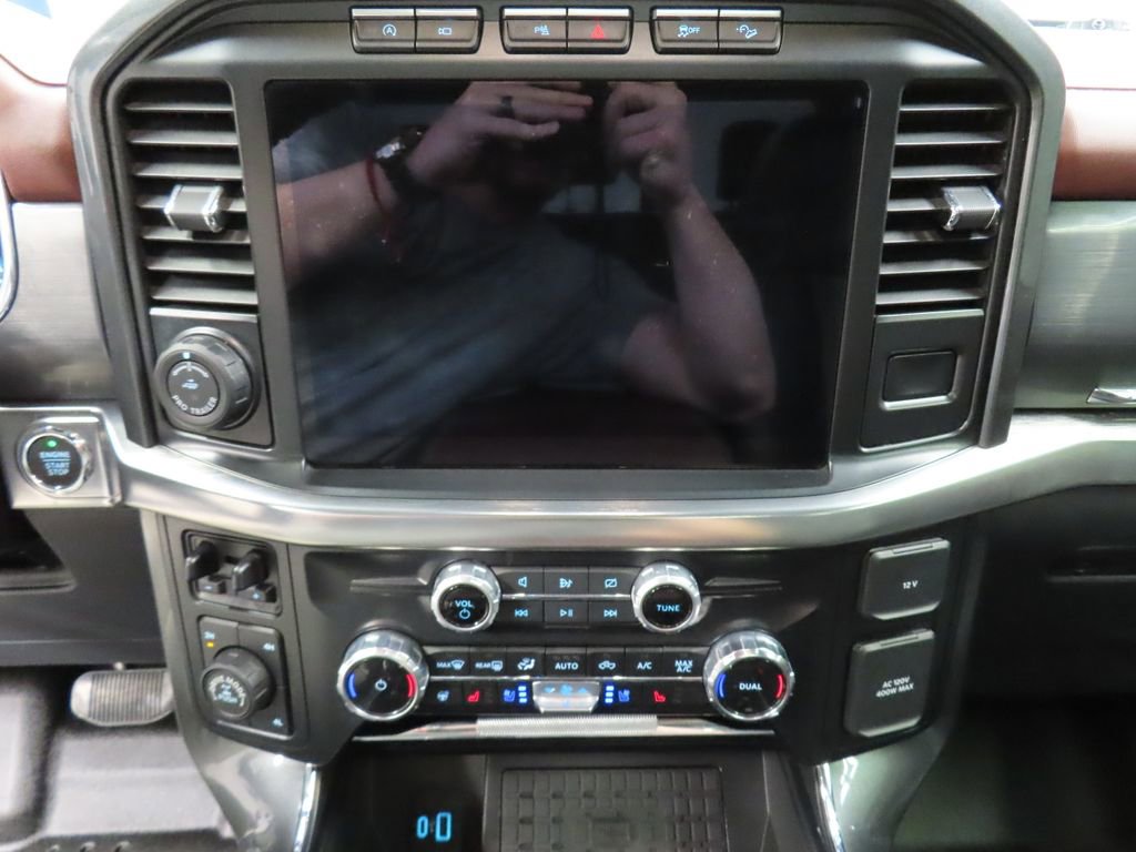 Used 2023 Ford F150 Lariat w/ Equipment Group 502A High AWD/4WD image 20