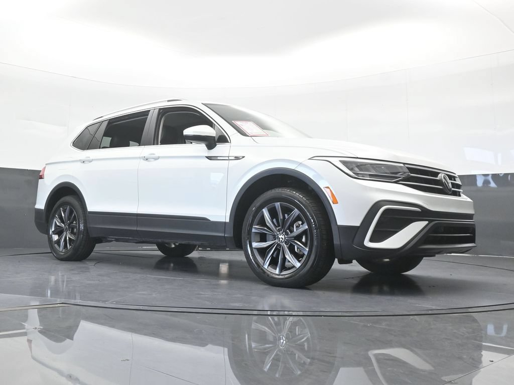 Used 2023 Volkswagen Tiguan SE FWD image 63
