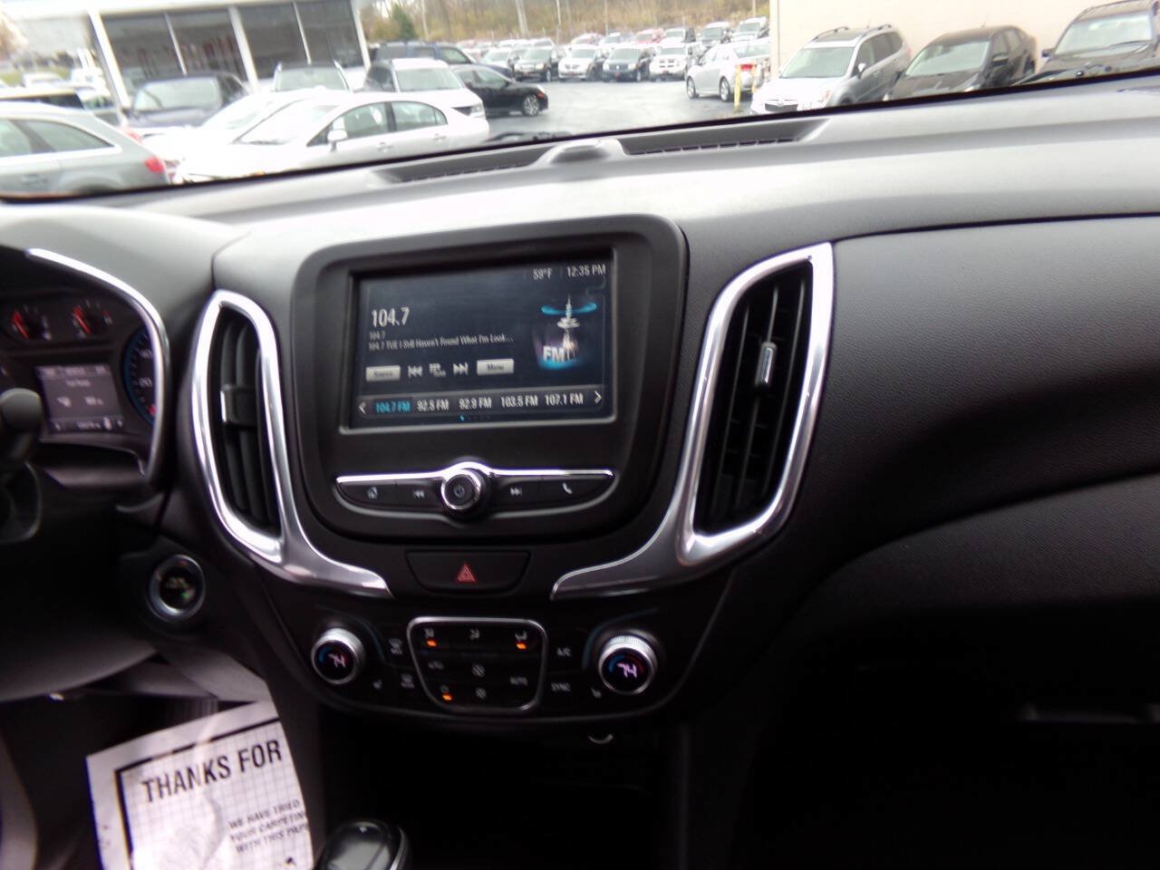 Used 2018 Chevrolet Equinox LT FWD image 22