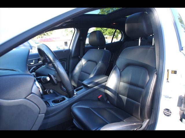 Used 2019 Mercedes-Benz GLA 250 4MATIC image 18