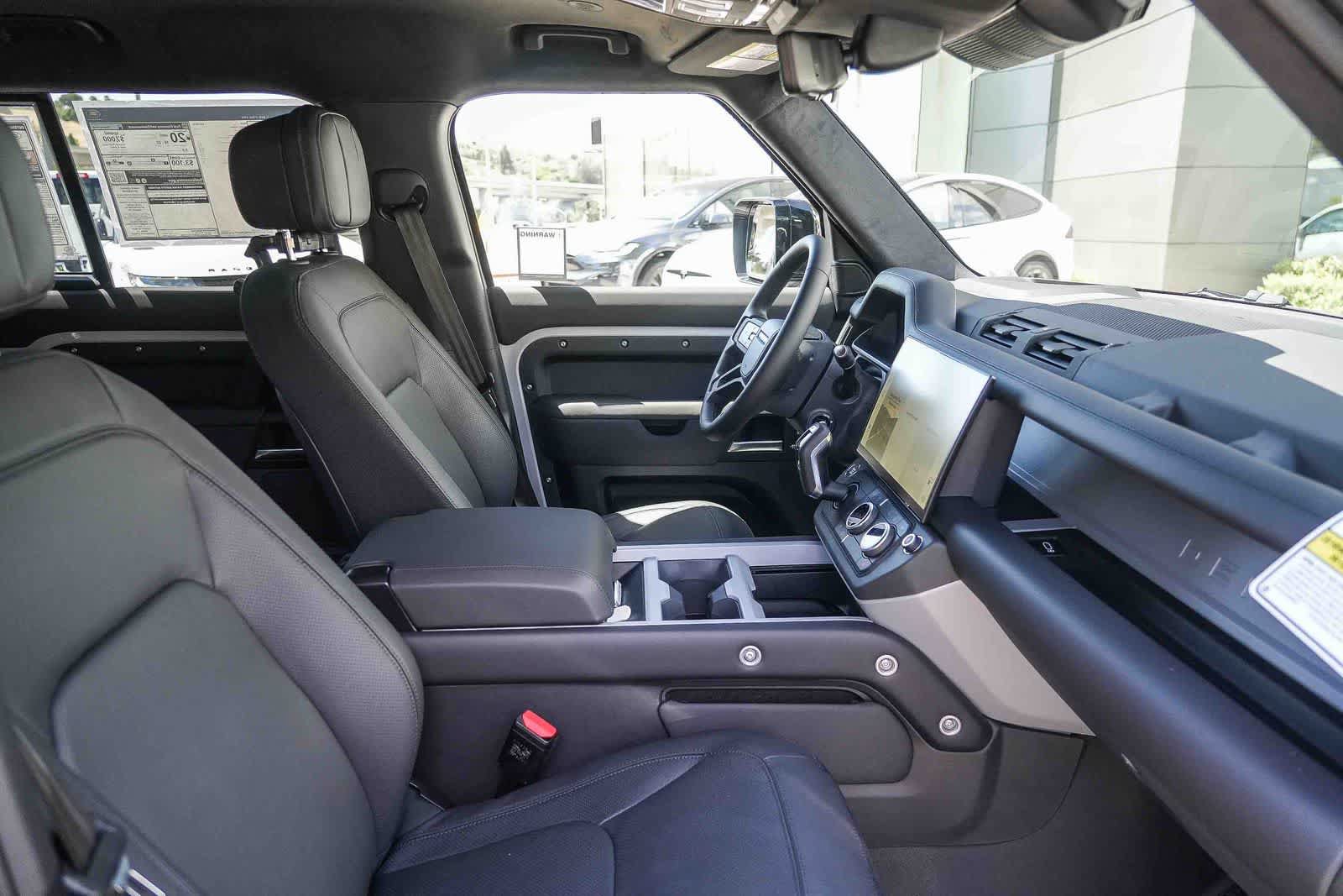 New 2026 Land Rover Defender 110 X AWD/4WD image 17
