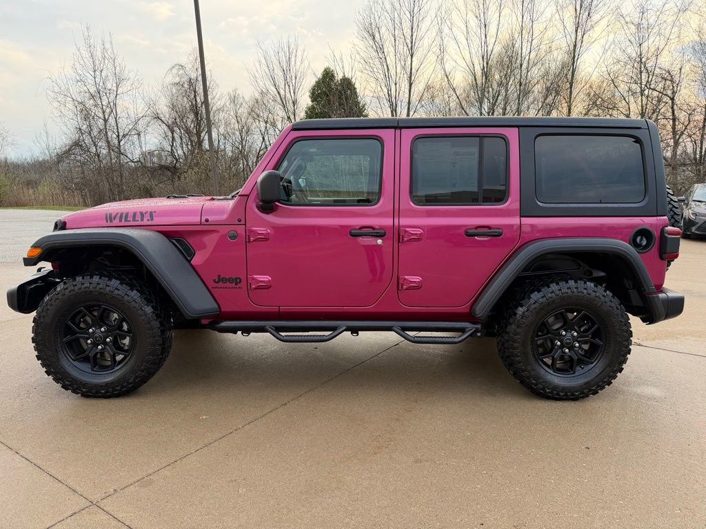 Used 2024 Jeep Wrangler Willys image 2