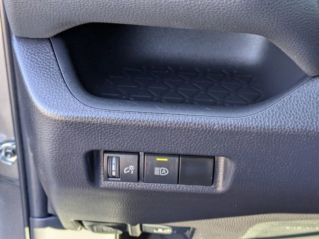 Used 2024 Toyota RAV4 LE image 22