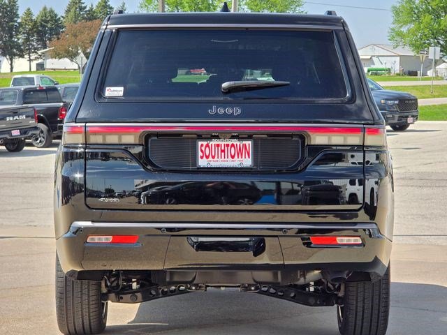 New 2026 Jeep Grand Wagoneer Limited AWD/4WD image 7