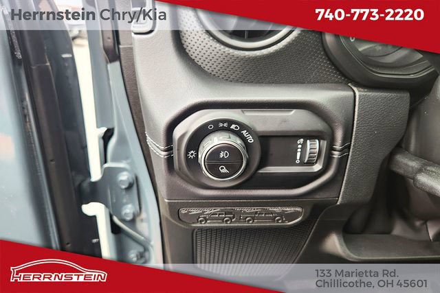 New 2026 Jeep Gladiator Mojave AWD/4WD image 10