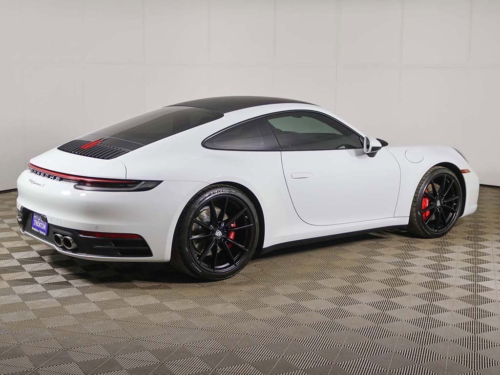 Used 2024 Porsche 911 Carrera S image 8