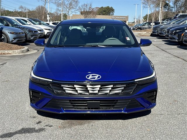 Certified 2025 Hyundai Elantra SEL image 2