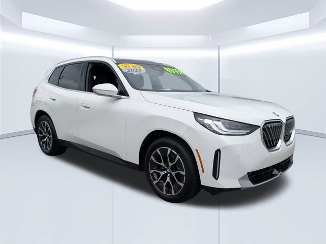 Used 2025 BMW X3 xDrive30i w/ Convenience Package AWD/4WD image 2