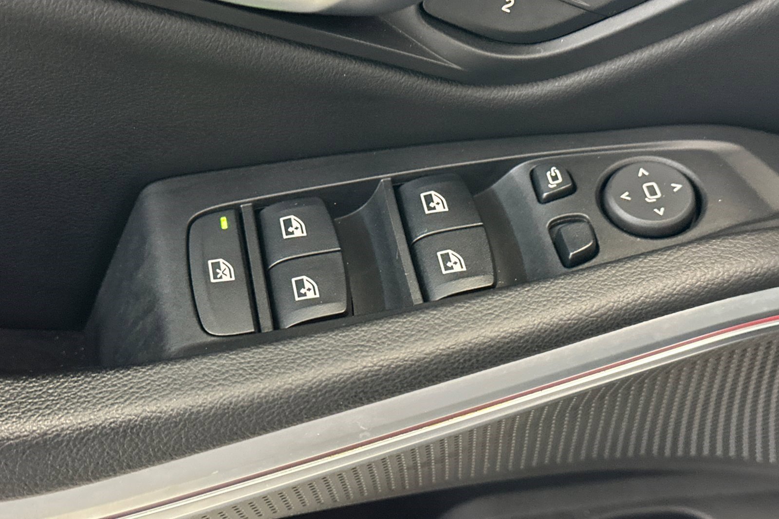 Used 2022 BMW 330i Sedan w/ Driving Assistance Package image 13