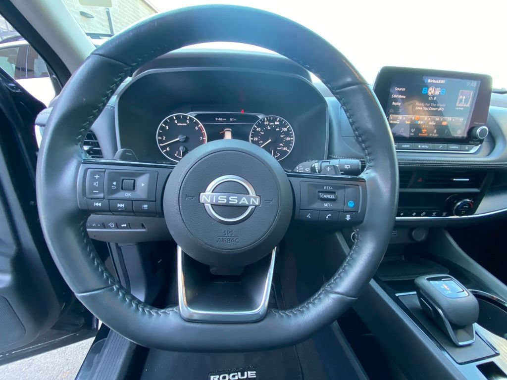Used 2023 Nissan Rogue SV w/ SV Premium B Package FWD image 14