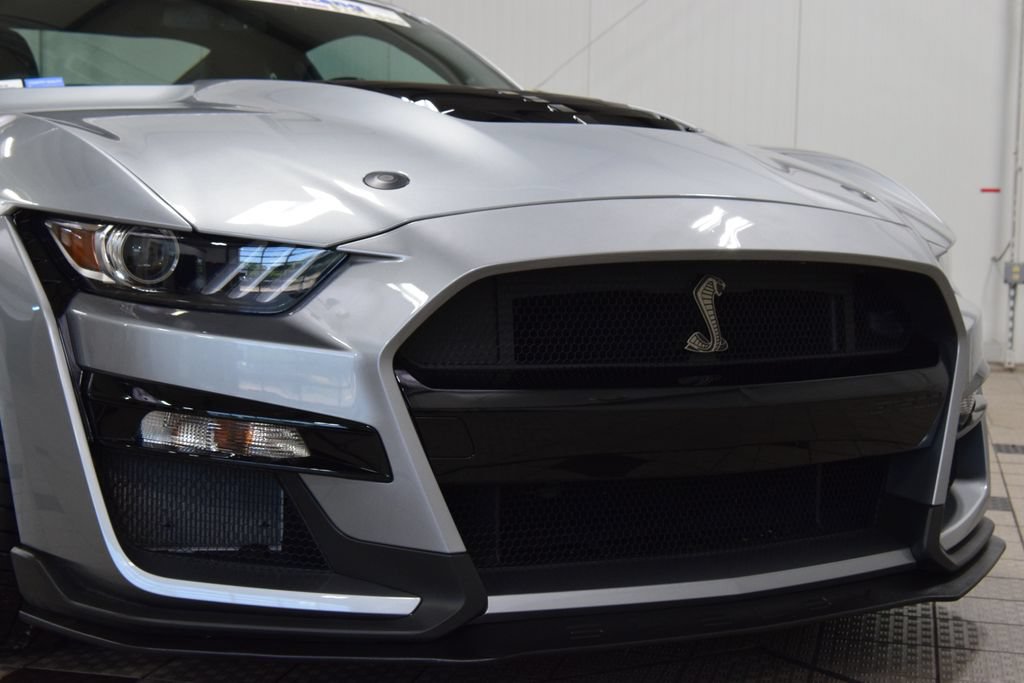 Used 2022 Ford Mustang Shelby GT500 RWD image 13