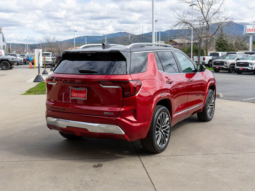 New 2026 GMC Terrain Denali w/ LPO, Black Badging Package AWD/4WD image 7