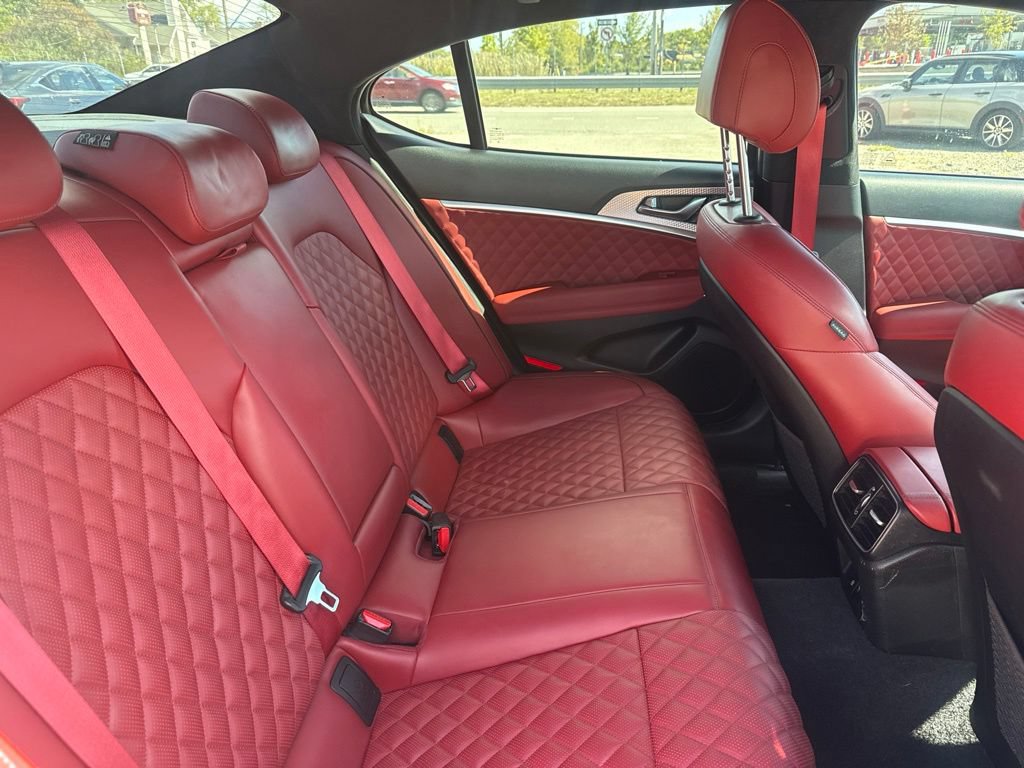 Used 2022 Genesis G70 3.3T Launch Edition RWD image 24