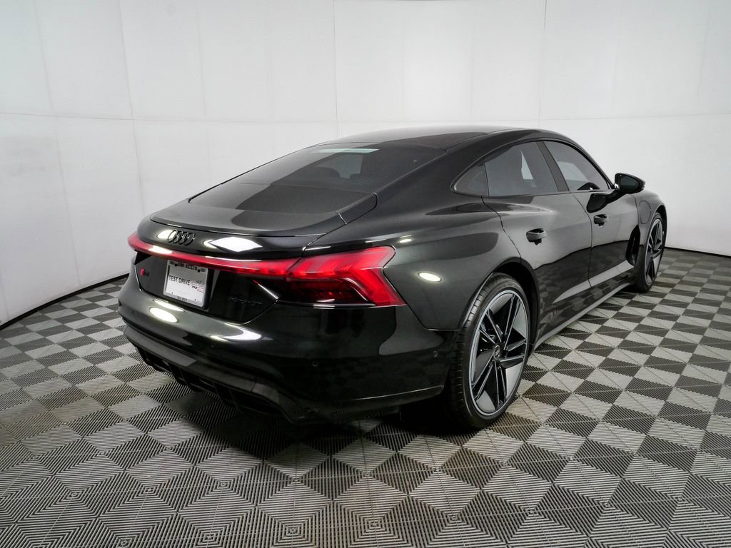Used 2023 Audi RS e-tron GT w/ Ceramic Brake Package AWD/4WD image 3