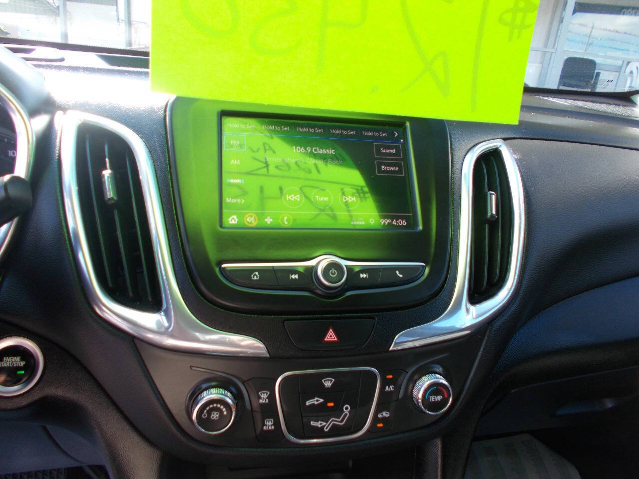 Used 2020 Chevrolet Equinox LT FWD image 14