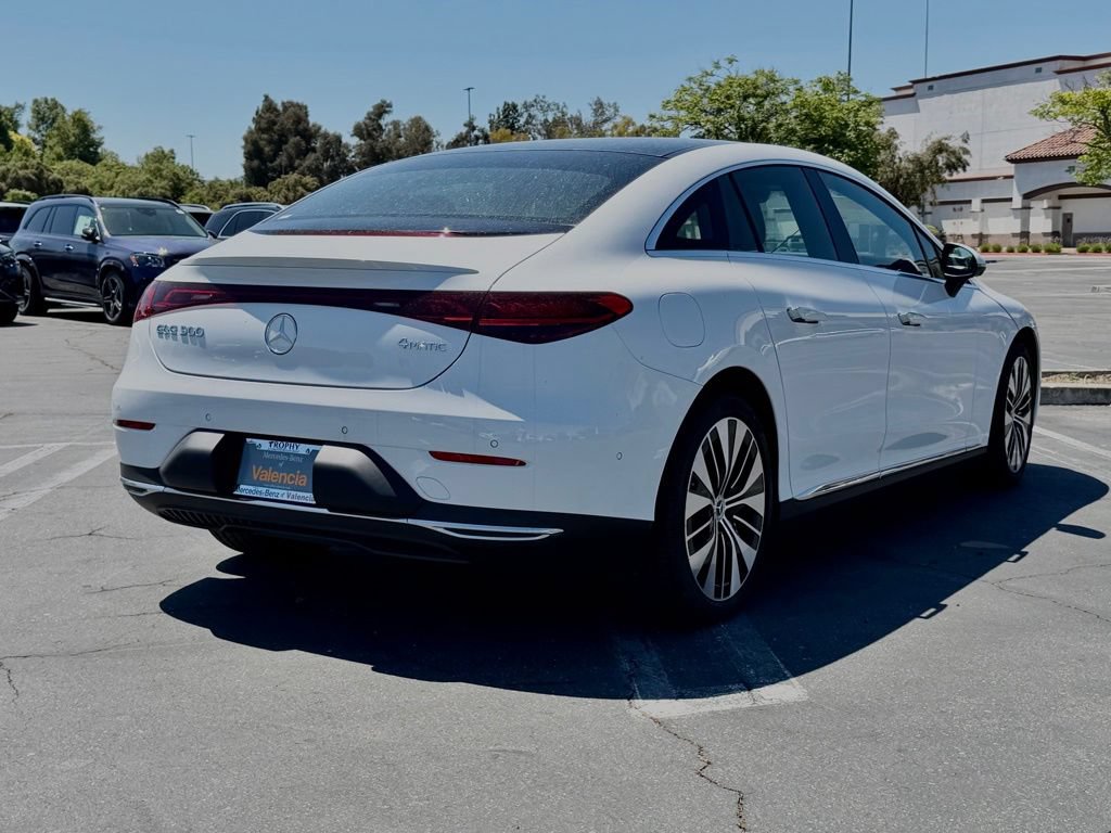 Used 2025 Mercedes-Benz EQE 500 4MATIC Sedan image 8