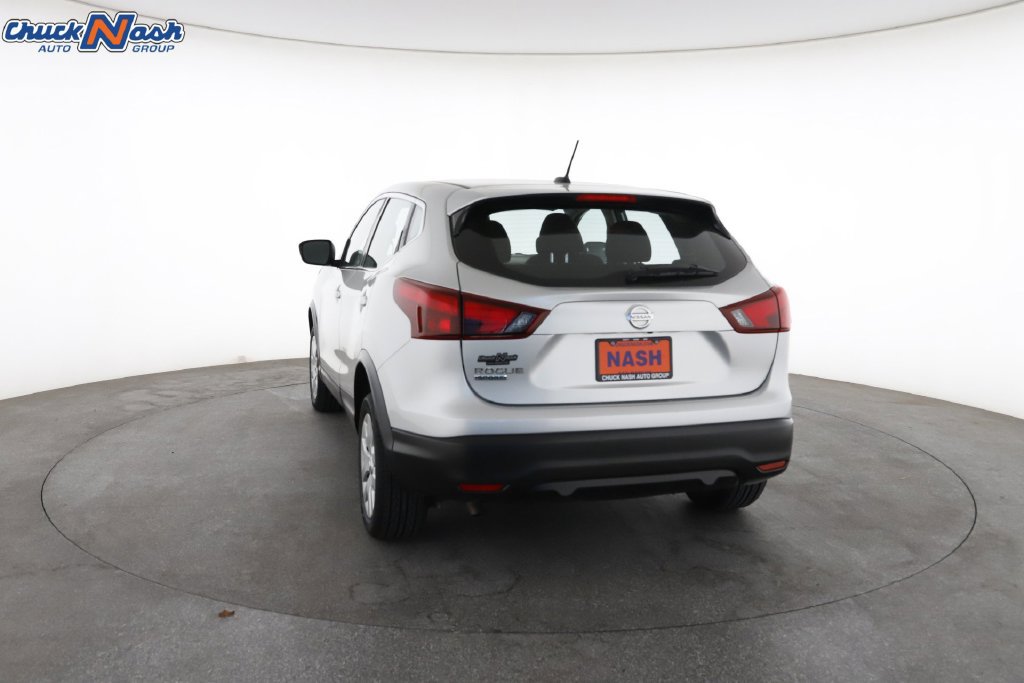 Used 2018 Nissan Rogue Sport S FWD image 10