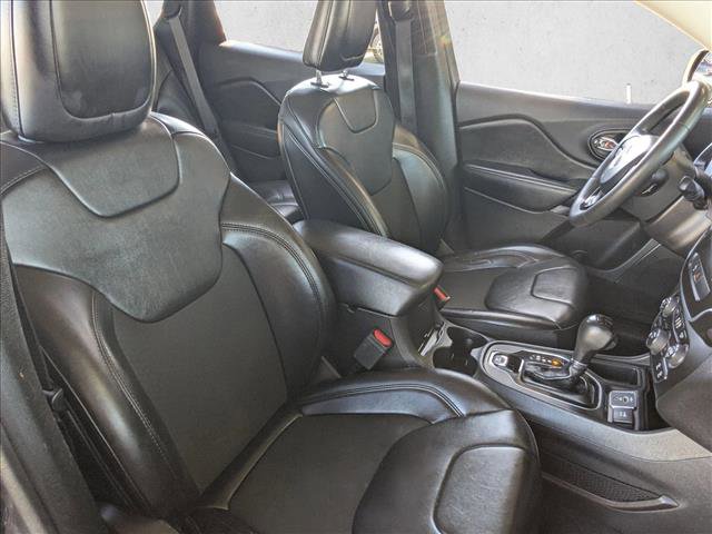 Used 2020 Jeep Cherokee Altitude image 21