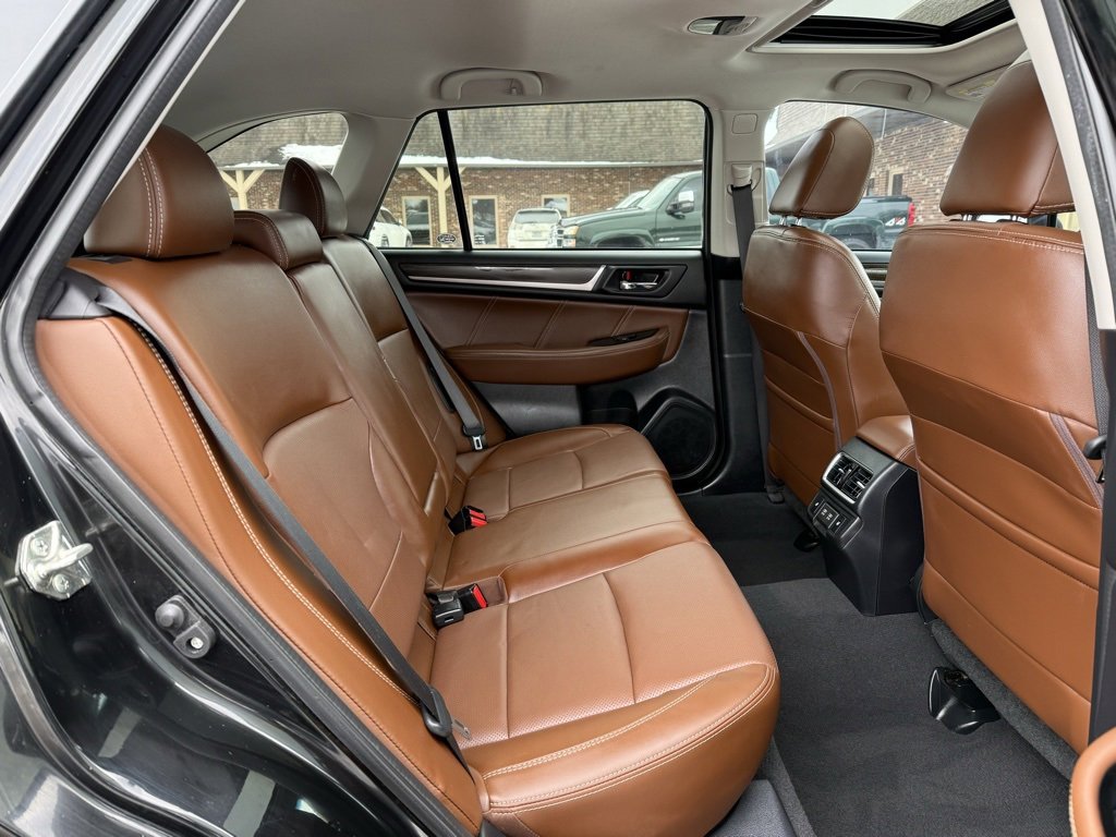 Used 2019 Subaru Outback 3.6R Touring w/ Popular Package #3A image 20