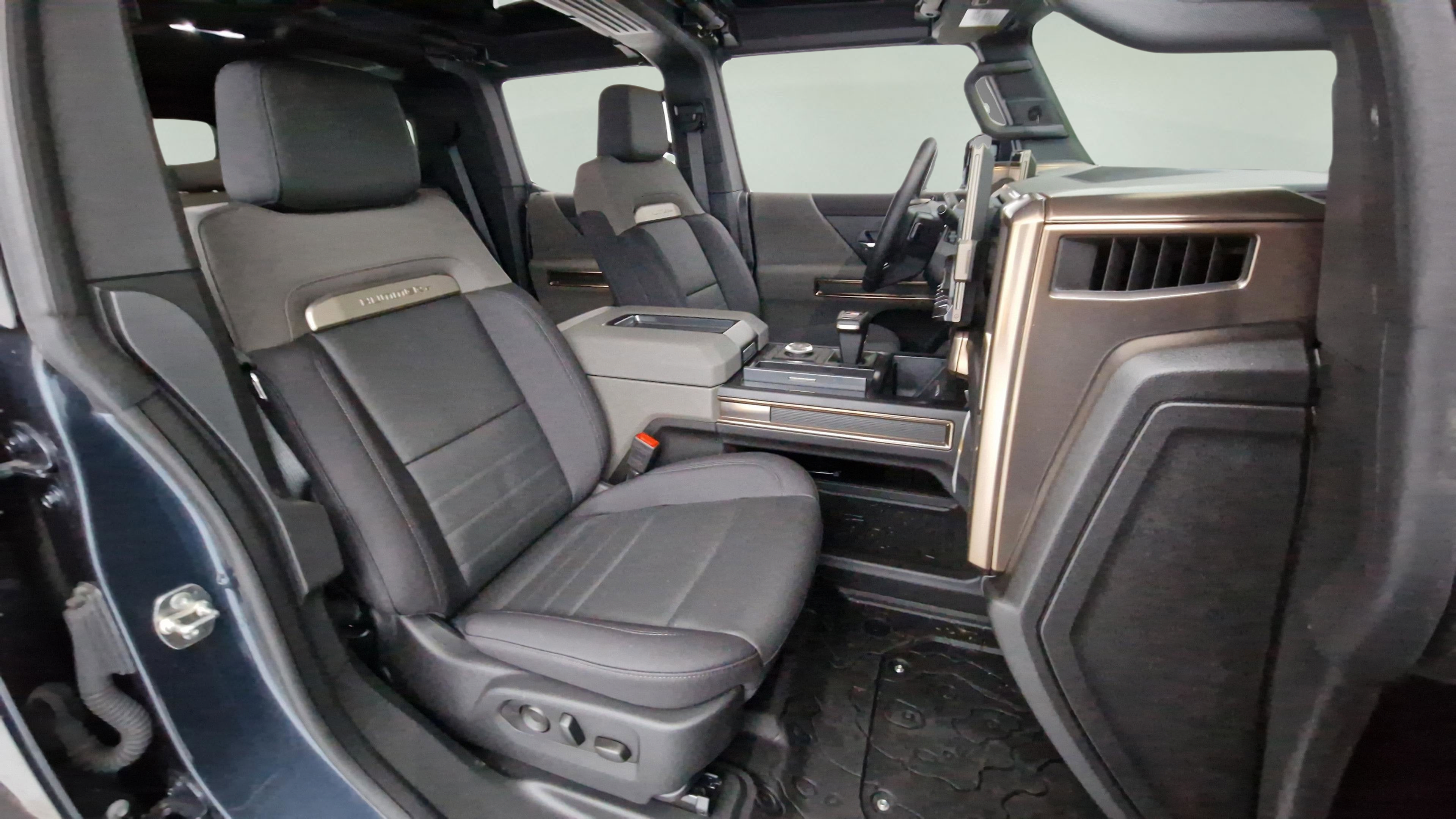 New 2025 GMC Hummer EV 2X AWD/4WD image 11