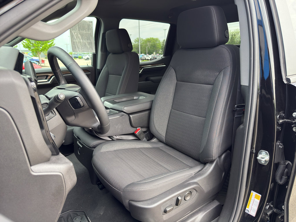 Used 2026 Chevrolet Silverado 1500 RST AWD/4WD image 12