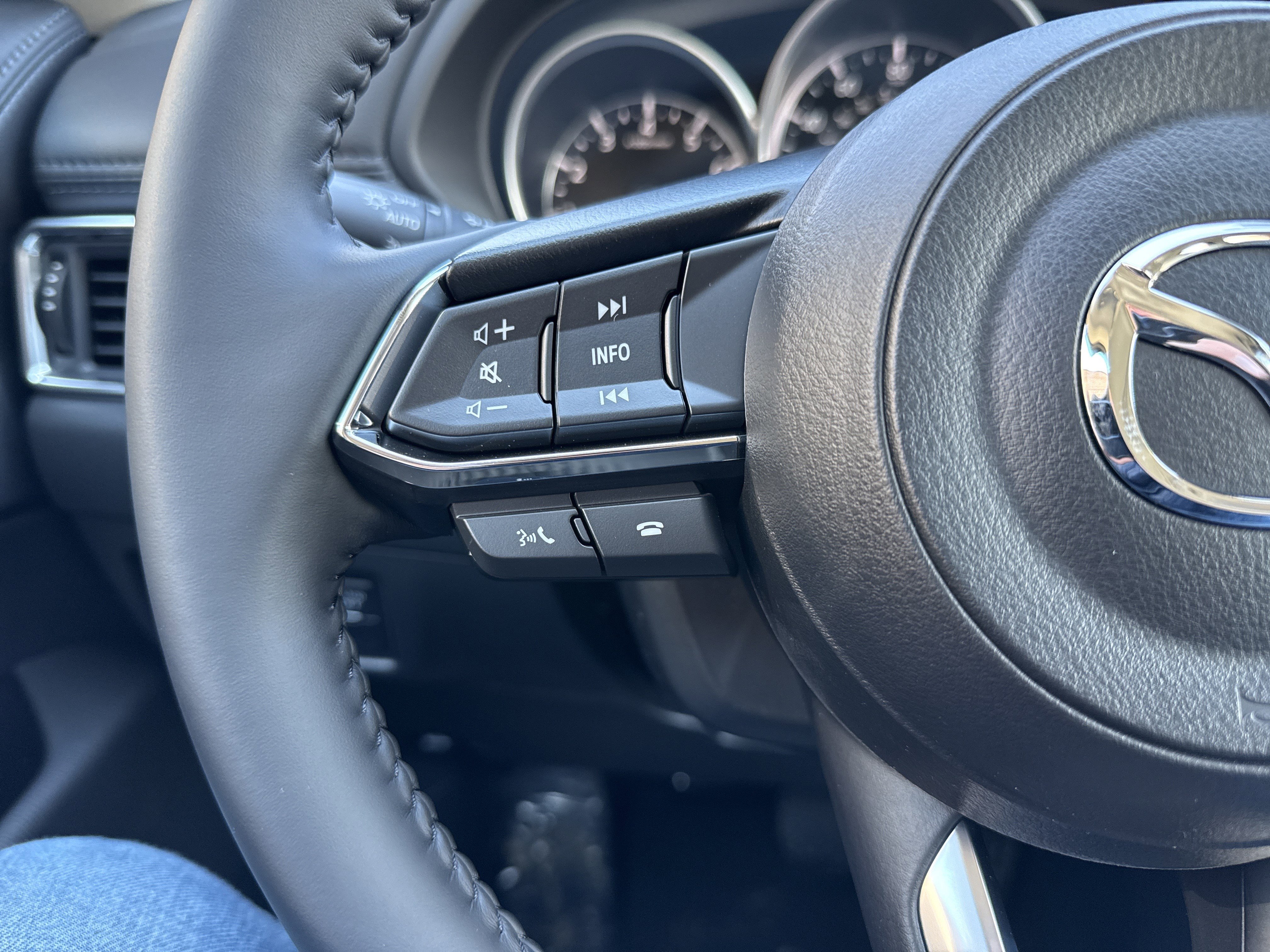 New 2025 MAZDA CX-5 AWD 2.5 S w/ Preferred Package image 18