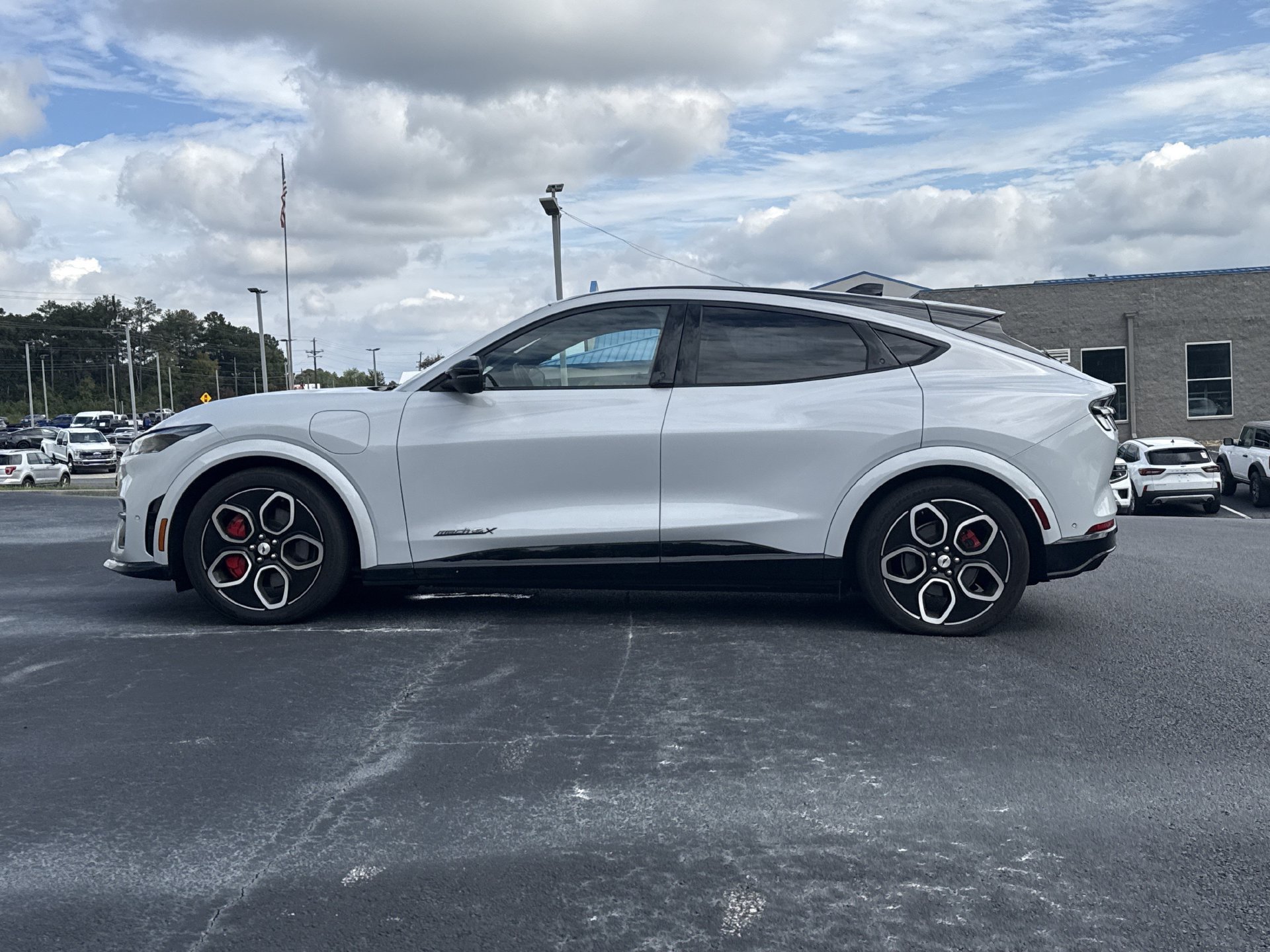 Used 2023 Ford Mustang Mach-E GT AWD/4WD image 9