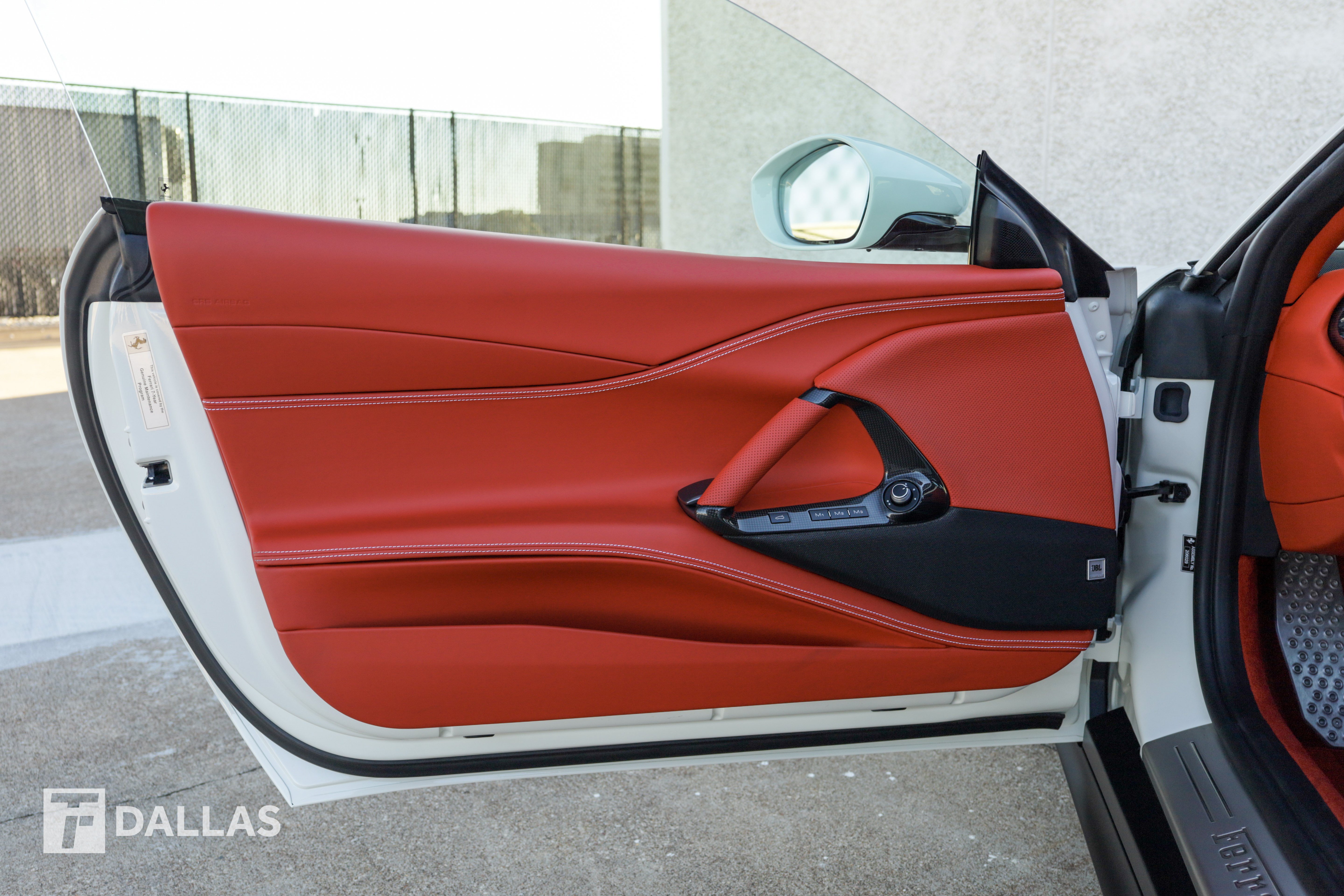 Used 2022 Ferrari 812 GTS RWD image 19