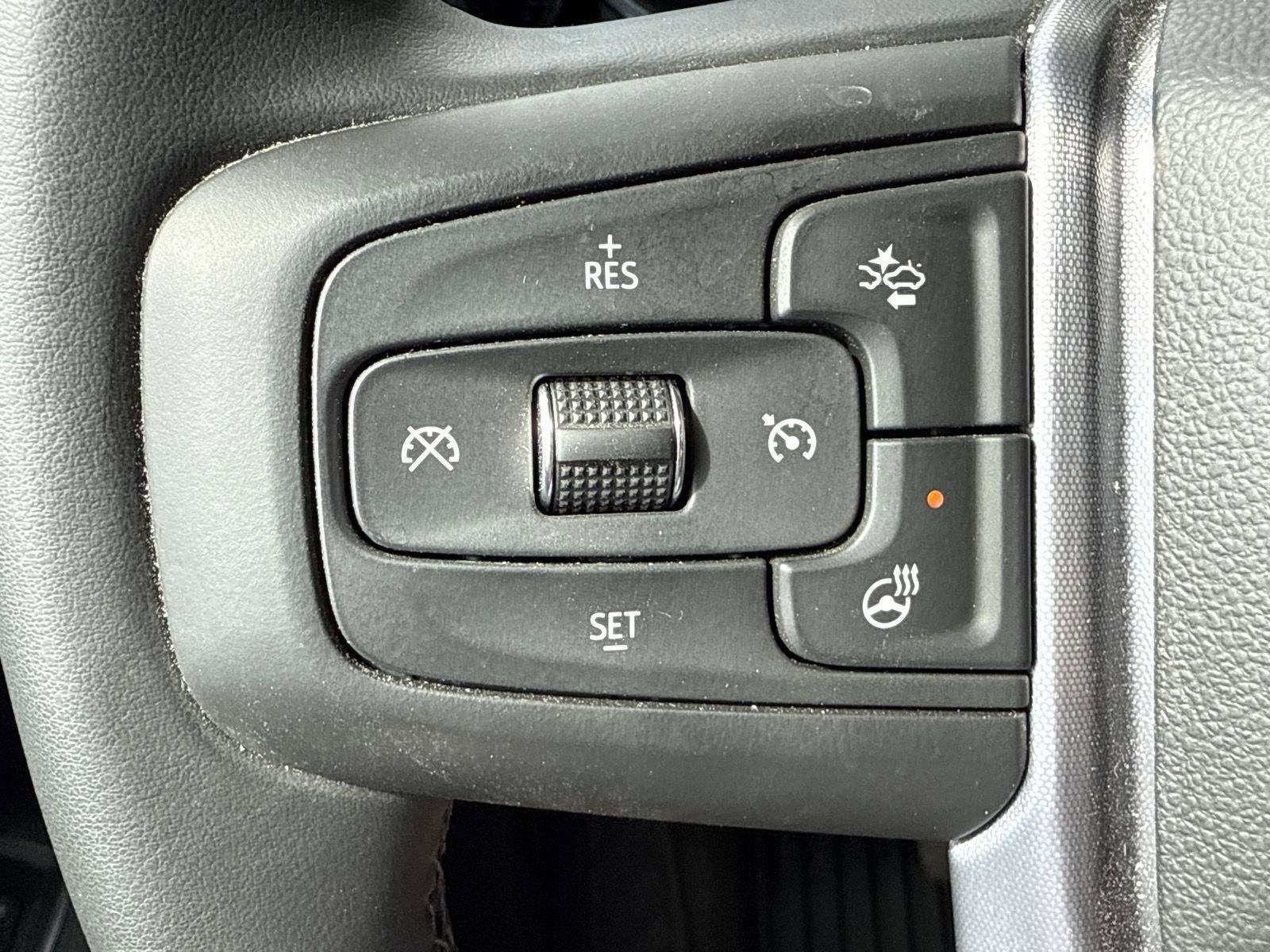 New 2025 GMC Sierra 1500 SLE image 31