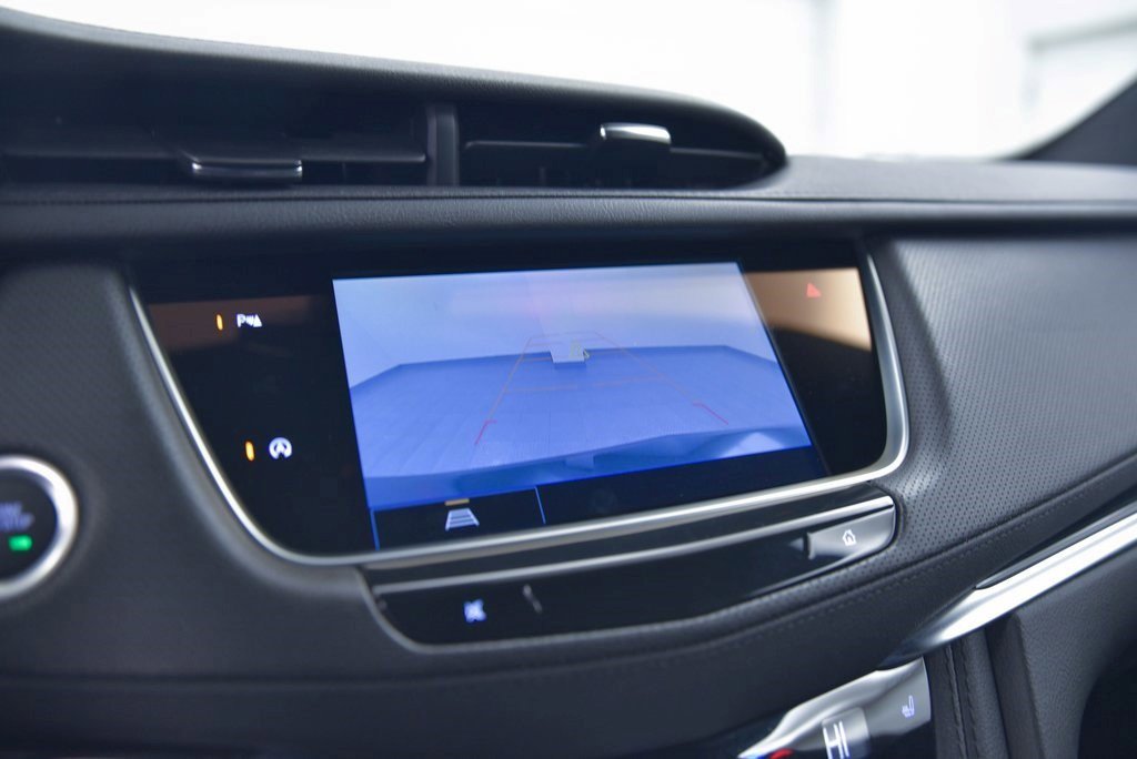 Certified 2025 Cadillac XT5 Premium Luxury image 16