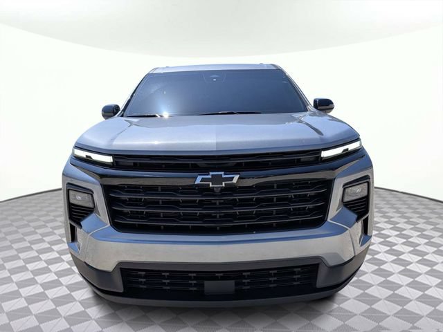 Used 2025 Chevrolet Traverse LT w/ Midnight/Sport Edition FWD image 8
