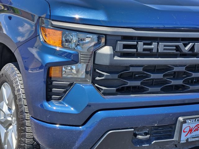 Used 2023 Chevrolet Silverado 1500 Custom AWD/4WD image 9