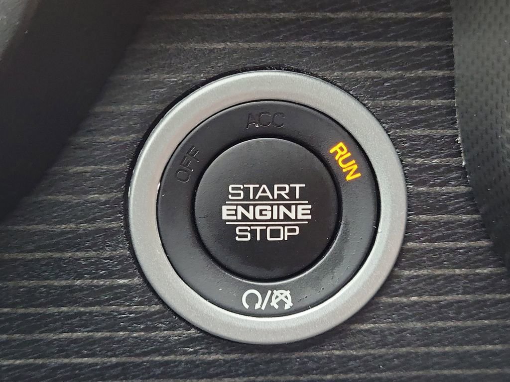 Used 2023 RAM 1500 Limited image 27