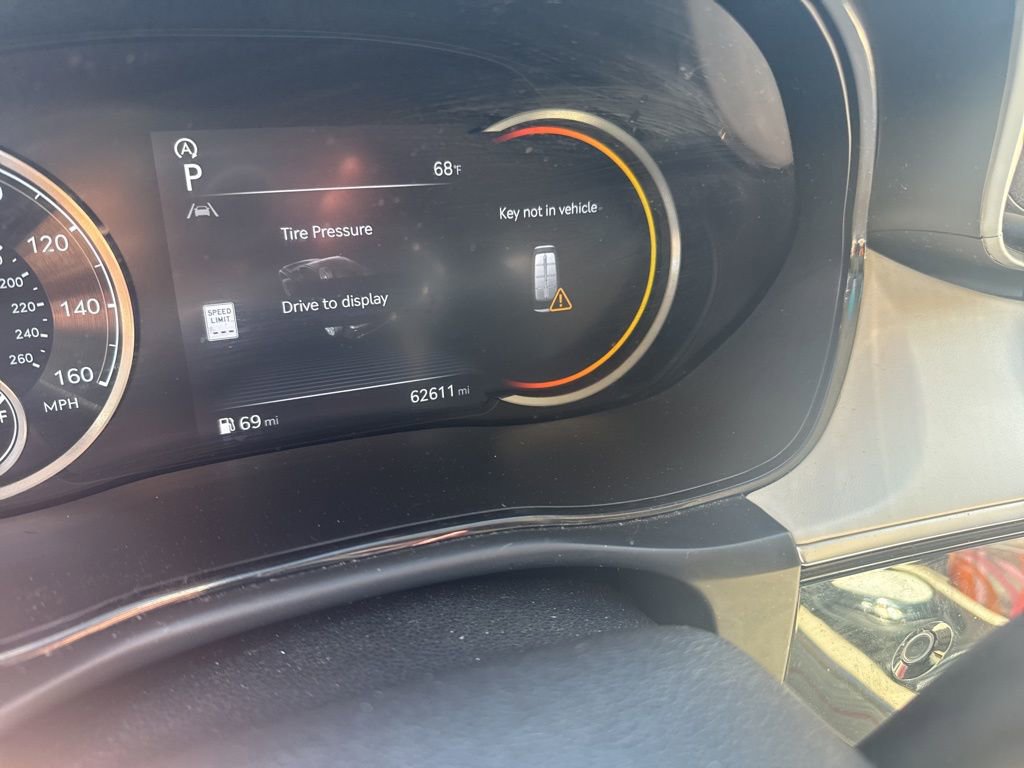 Used 2023 Genesis GV70 2.5T w/ Advanced Package image 23