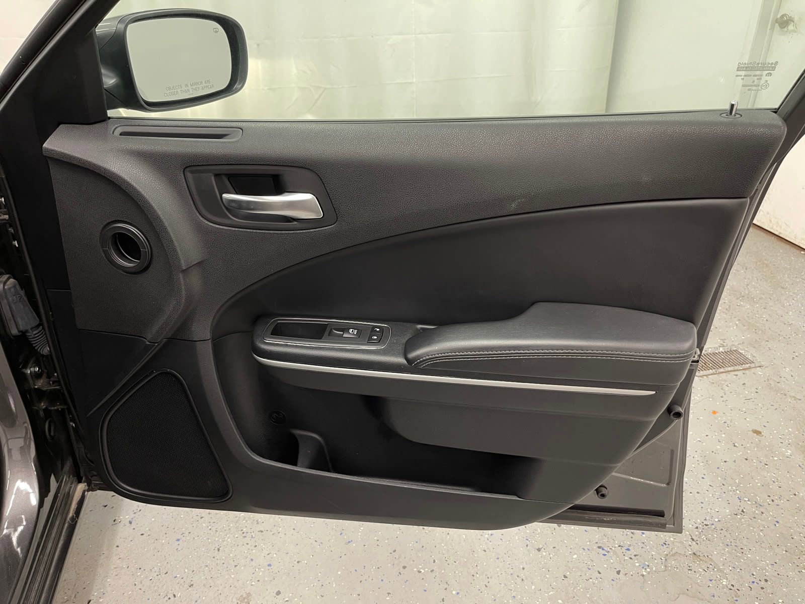 Used 2020 Dodge Charger SXT w/ Leather Interior Group image 7