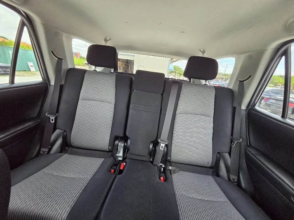 Used 2015 Toyota 4Runner SR5 RWD image 38