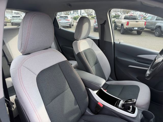 Used 2020 Chevrolet Bolt LT image 32