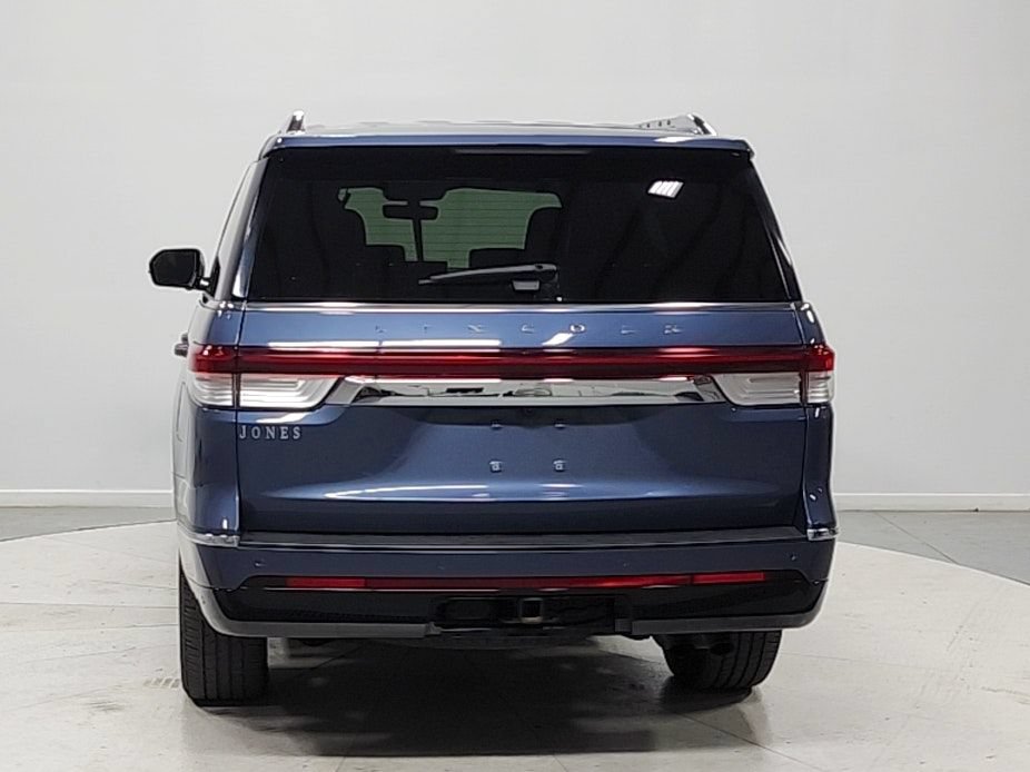 Used 2022 Lincoln Navigator Reserve AWD/4WD image 6