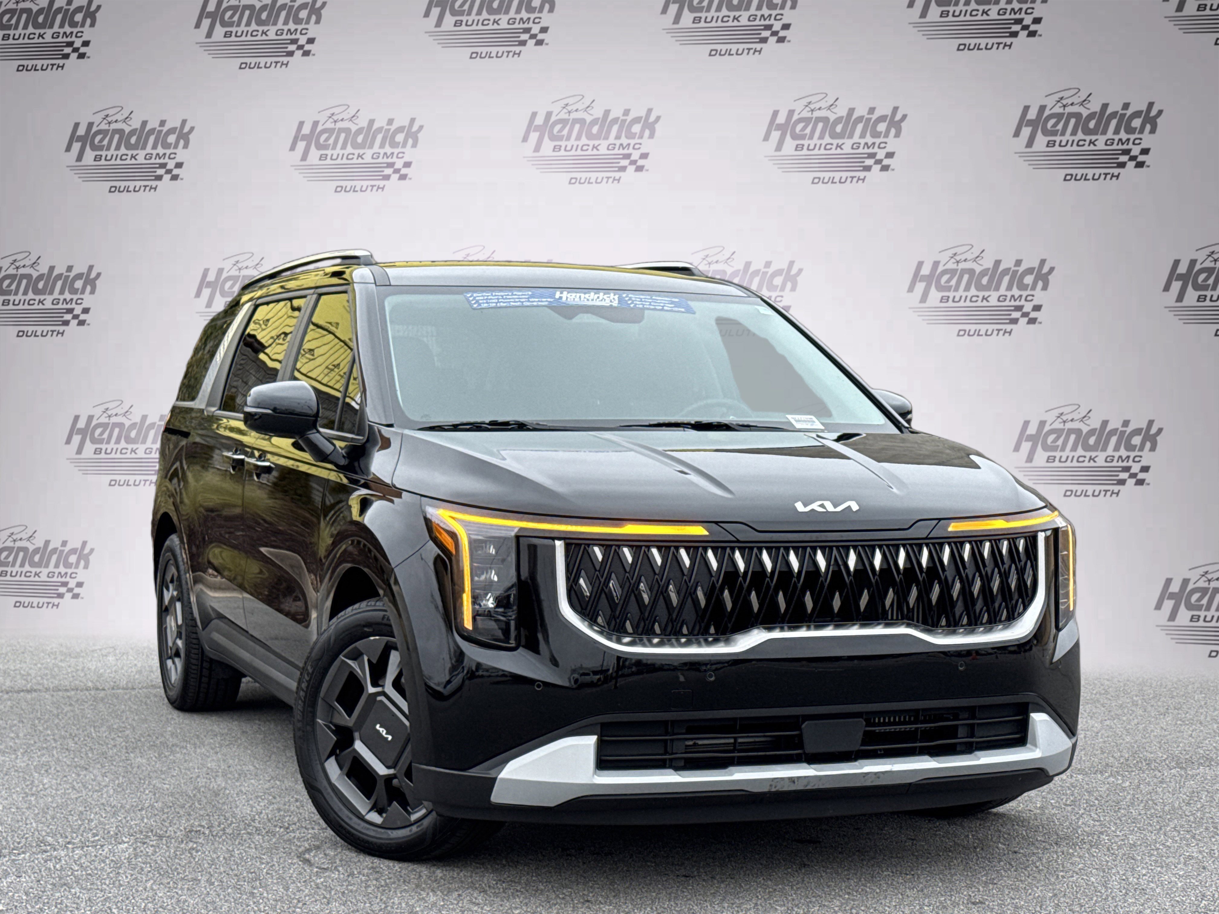 Used 2025 Kia Carnival EX video 2