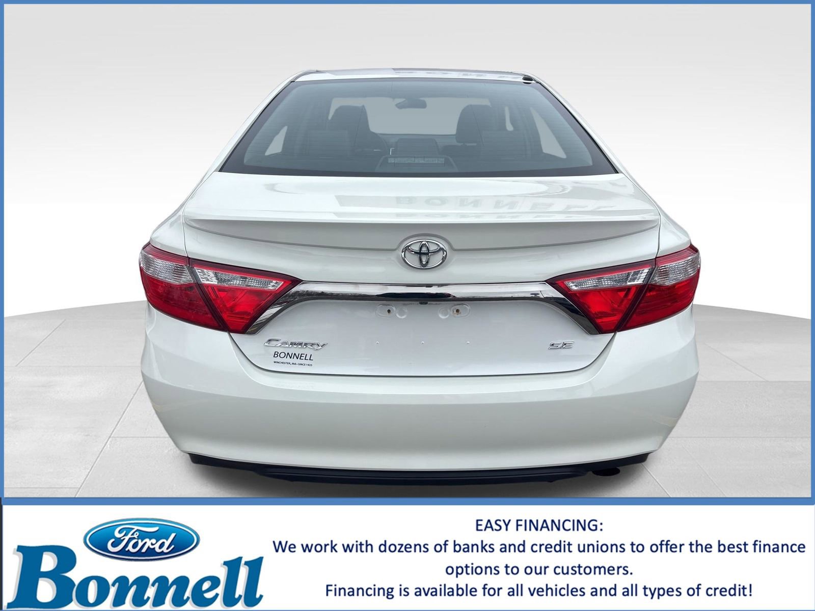Used 2015 Toyota Camry SE image 4