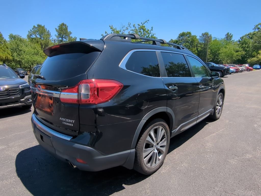 Used 2019 Subaru Ascent Touring AWD/4WD image 3