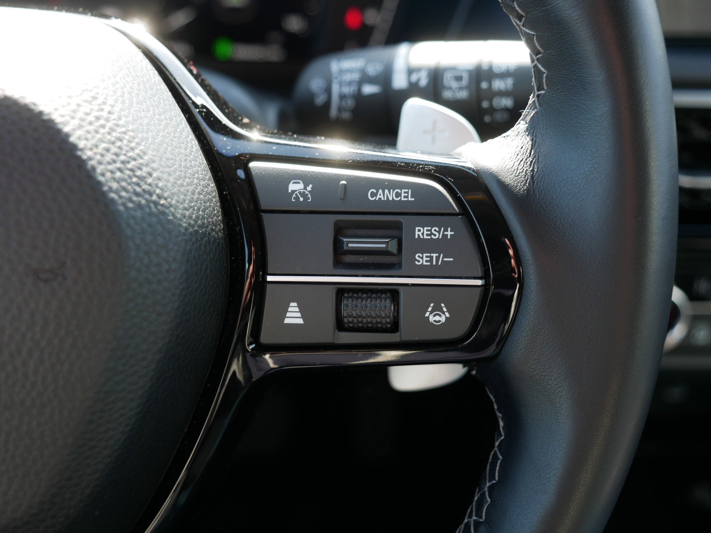 Certified 2025 Acura ADX AWD image 30