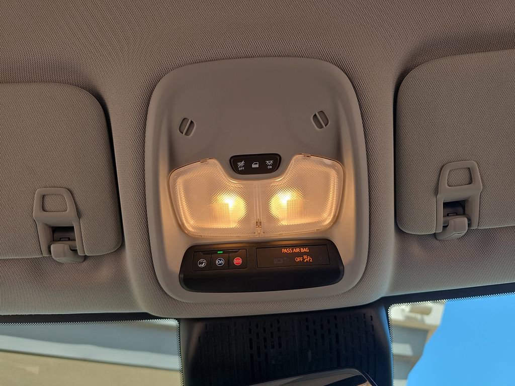 New 2027 Chevrolet Bolt LT w/ Comfort Package image 30