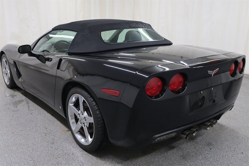 Used 2008 Chevrolet Corvette Convertible w/ Preferred Equipment Group RWD image 6