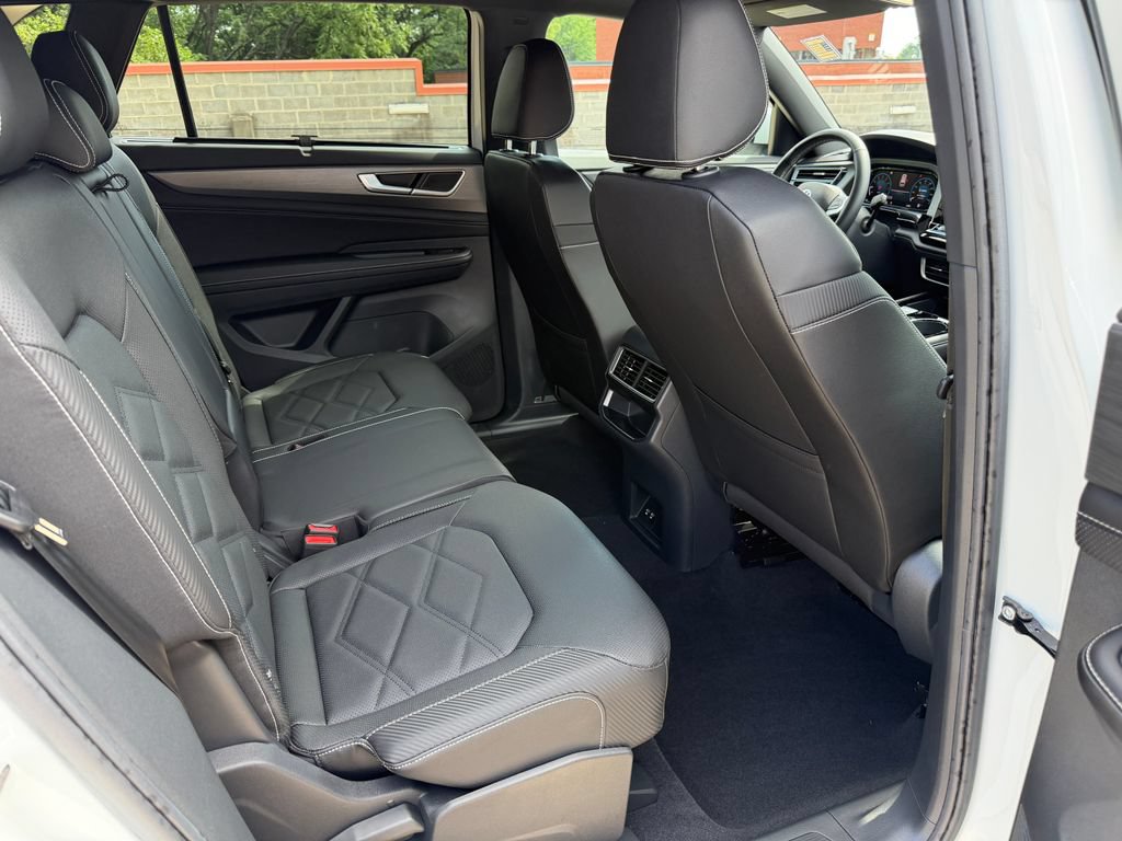 Used 2026 Volkswagen Atlas Cross Sport SE AWD/4WD image 24