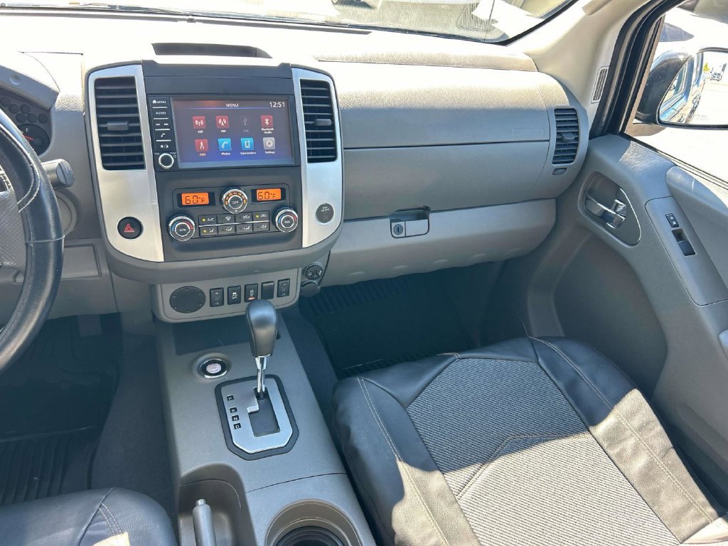 Used 2020 Nissan Frontier SV w/ Midnight Edition Floor Mats RWD image 16
